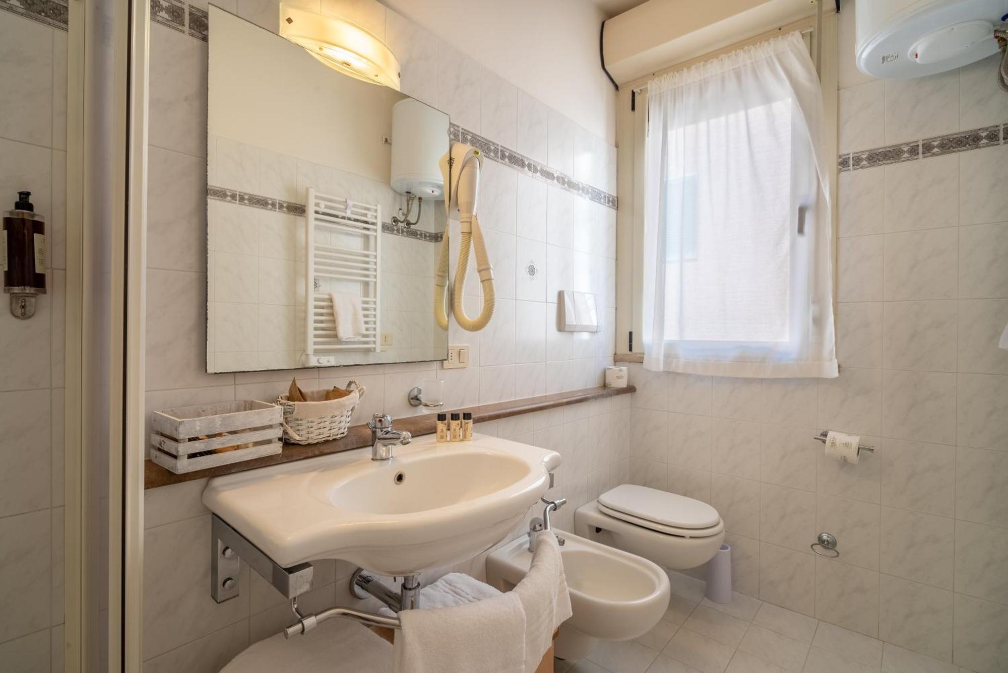 מרינה די גרוסטו Residence La Rosa Di Nettuno מראה חיצוני תמונה
